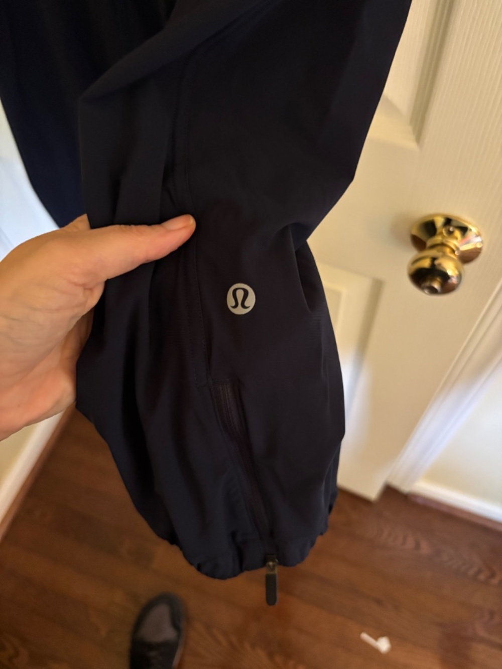 Lululemon Cropped track style pants